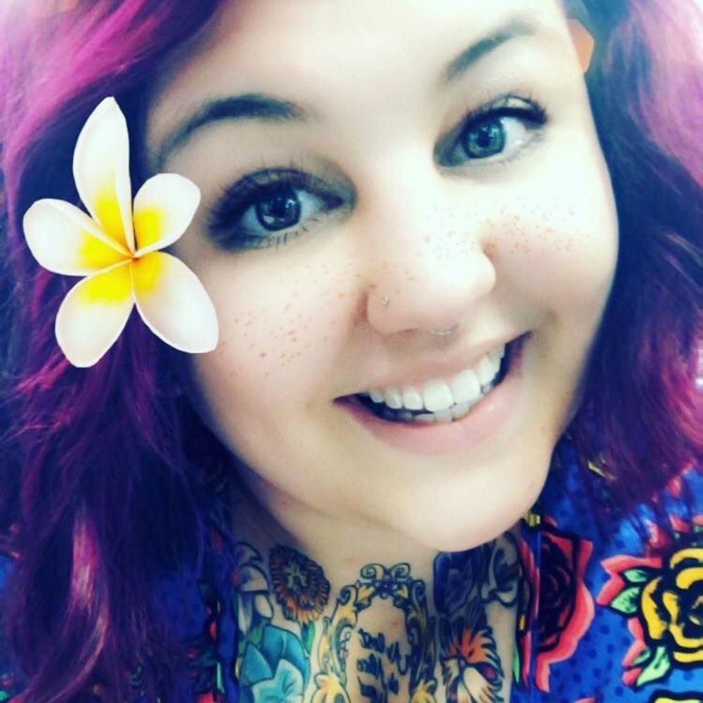 Meet your Posher, Katelyn